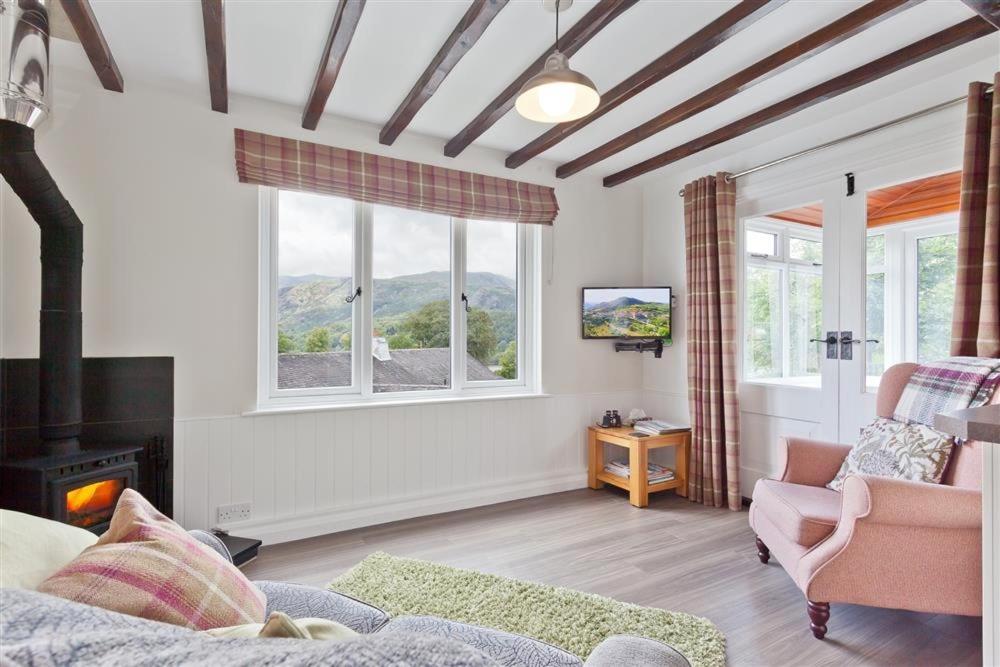 Badger'S Cottage With Stunning Lake & Mountain Views コニストン エクステリア 写真